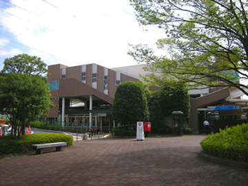 黒川駅前