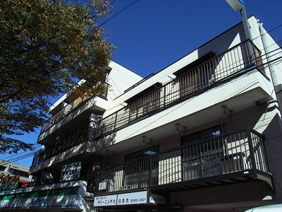 横山ビル万福寺店舗